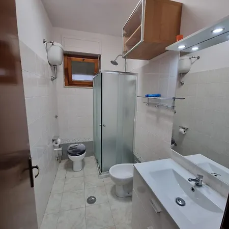 Casa Al Lago בית נופש מונטפיאסקונה